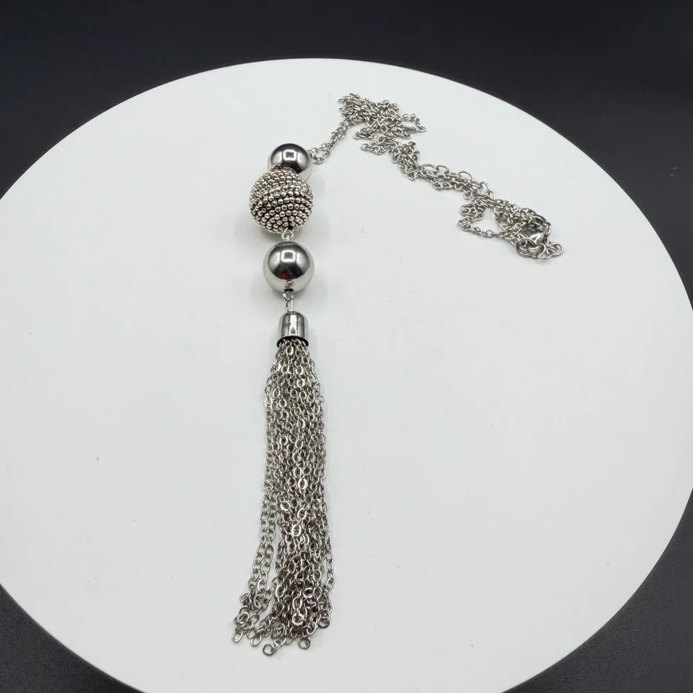 N/A silver tone
